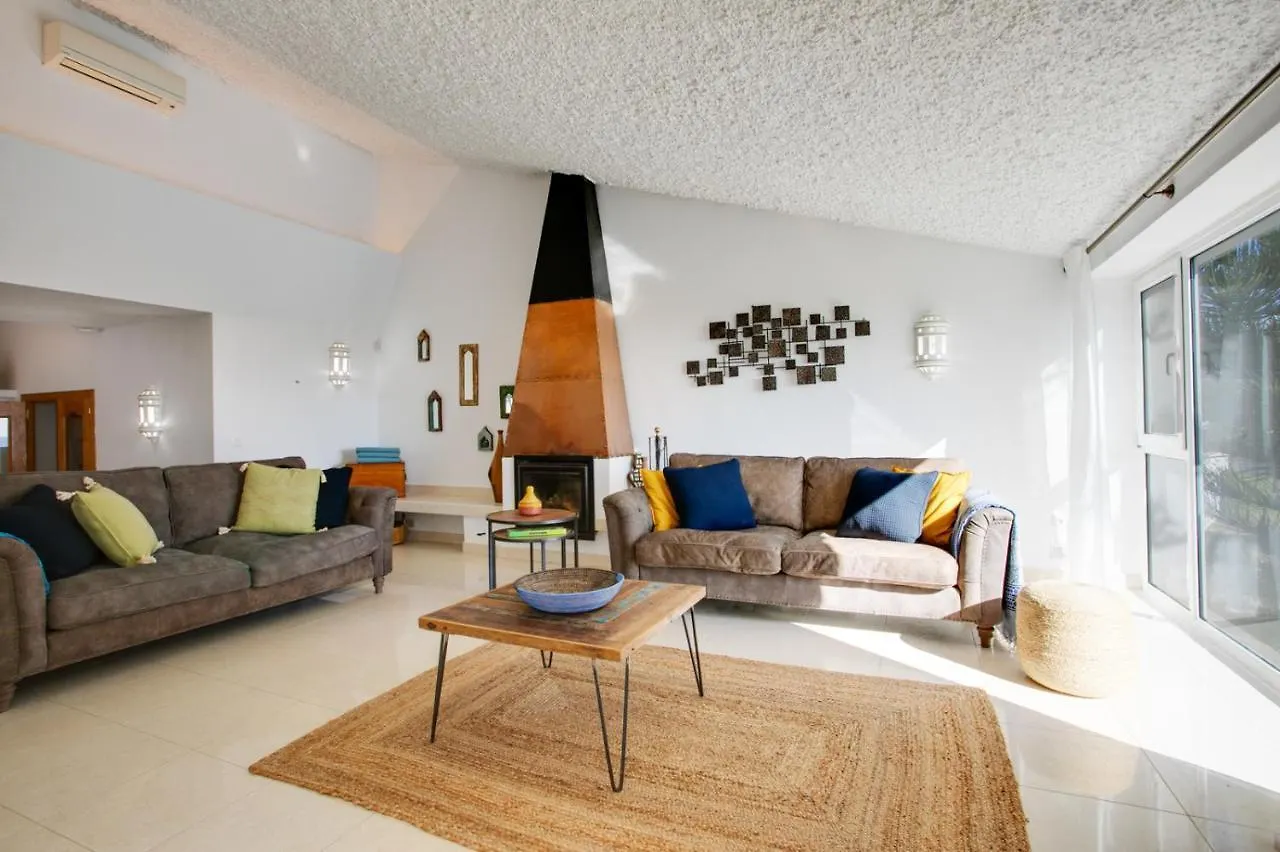 Villa Estefania - Bahia Dorada Estepona