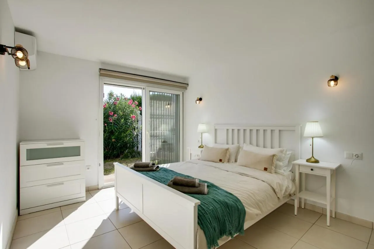Villa Estefania - Bahia Dorada Estepona 0*,  Spain